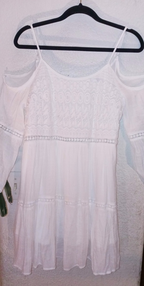 White strappy summer dress - Picture 1 of 7